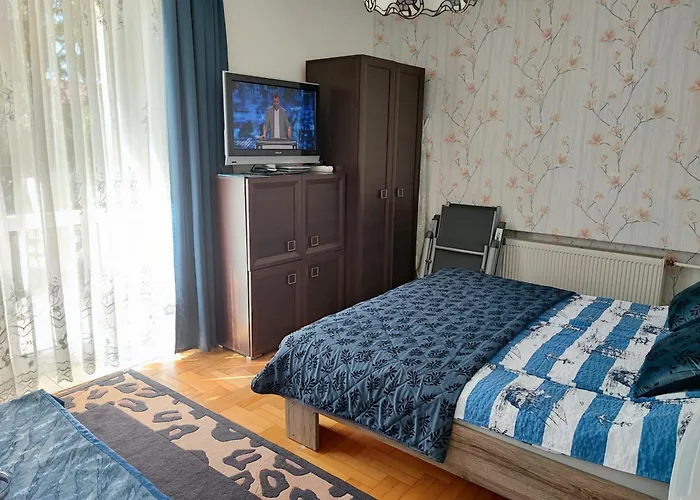 Rum i privatbostad - *