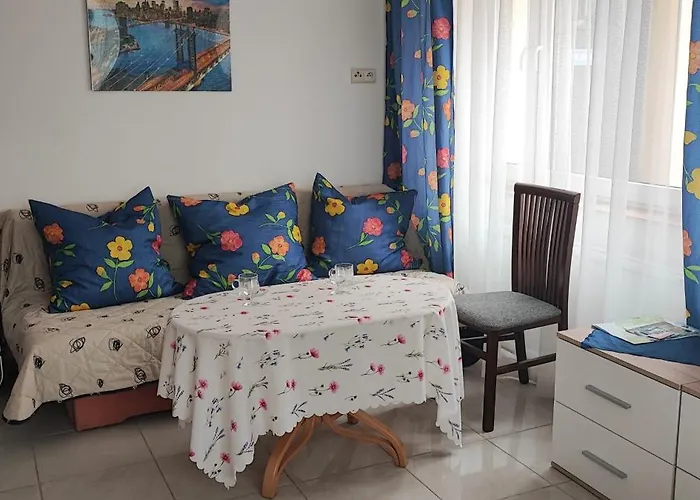 - Alloggio in famiglia